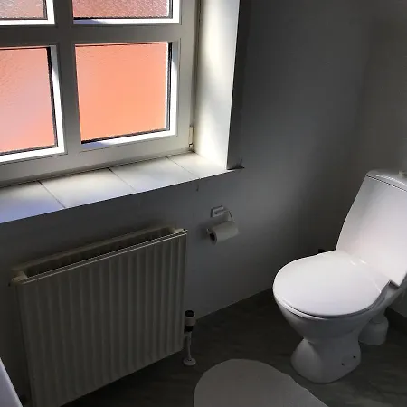 Apartment Skon Loftlejlighed Til 4 Personer I 6855 Outrup *