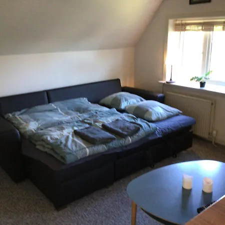 Apartment Skon Loftlejlighed Til 4 Personer I 6855 Outrup